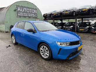 Voiture accidenté Opel Astra 1.2 81KW Business Edition Clima Navi Led NAP 2022/11