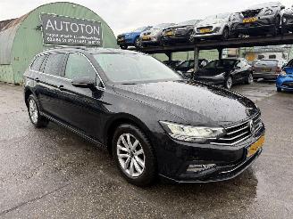 Schadeauto Volkswagen Passat 1.5 TSI 110KW DSG Clima Navi Led Xenon Business R NAP 2020/1