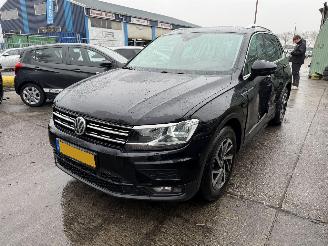 Coche accidentado Volkswagen Tiguan 1.4 TSI 92KW Clima Navi Camera Vitrual Dash Business R 2017/9