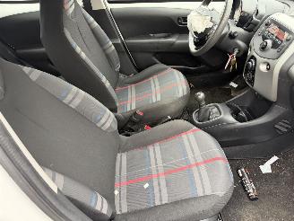 Peugeot 108 1.0 E-VTI 50KW Airco Led 5-Drs Active picture 7