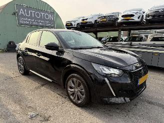 Damaged car Peugeot e-208 50 kWh EV 100KW Active Pack Clima Navi Led 5-Drs NAP 2023/4