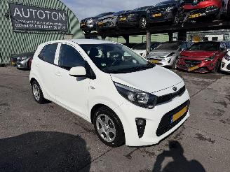 Coche accidentado Kia Picanto 1.0 CVVT 49KW Airco 5-Drs EconomyPlusLine NAP 2018/7