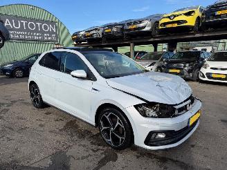 Unfallwagen Volkswagen Polo 1.0 TSI 70kW Pano 2019/1