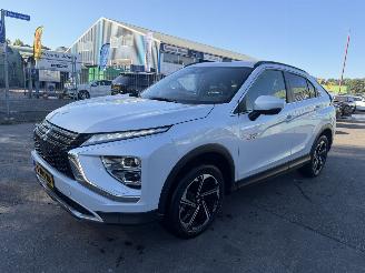 krockskadad bil auto Mitsubishi Eclipse Cross 2.4 PHEV 72KW Intense Autom. Clima Navi Led NAP 2023/9