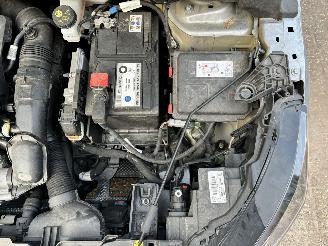 Peugeot 208 1.2 Allure picture 39