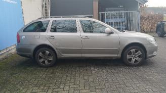 Skoda Octavia Octavia Combi (1Z5) Combi 5-drs 1.2 TSI (CBZB) [77kW]  (02-2010/04-201=
3) picture 2