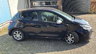 Peugeot 208 208 I (CA/CC/CK/CL) Hatchback 1.2 Vti 12V PureTech 82 (EB2F(HMZ)) [60k=
W]  (03-2012/12-2019) picture 6