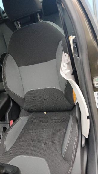 Citroën C3 C3 (SC) Hatchback 5-drs 1.4 (TU3AE5(KFT)) [54kW]  (11-2009/09-2016) picture 4