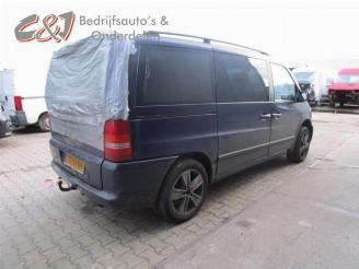 Mercedes Vito V (638.2), Bus, 1996 / 2003 V-200 2.2 CDI 16V picture 3