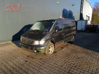 Mercedes Vito V (638.2), Bus, 1996 / 2003 V-220 2.2 CDI 16V picture 2
