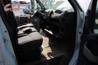 Renault Master Master IV (EV/HV/UV/VA/VB/VD/VF/VG/VJ), Chassis-Cabine, 2010 2.3 dCi 135 16V FWD picture 14