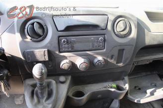 Renault Master Master IV (EV/HV/UV/VA/VB/VD/VF/VG/VJ), Chassis-Cabine, 2010 2.3 dCi 135 16V FWD picture 13