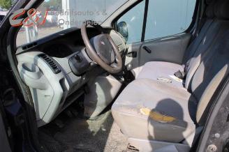 Renault Trafic Trafic New (FL), Van, 2001 / 2014 1.9 dCi 100 16V picture 12