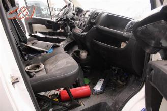 Peugeot Boxer Boxer (U9), Van, 2006 2.0 BlueHDi 130 picture 12