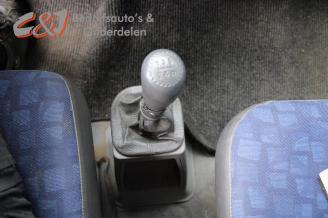 Iveco Daily New Daily III, Chassis-Cabine, 1999 / 2006 35C/S10 picture 16