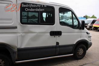 Iveco Daily New Daily III, Chassis-Cabine, 1999 / 2006 35C/S10 picture 8