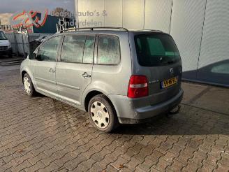 Volkswagen Touran Touran (1T1/T2), MPV, 2003 / 2010 1.6 FSI 16V picture 3