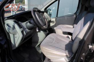 Renault Trafic Trafic New (FL), Van, 2001 / 2014 2.5 dCi 16V 135 picture 12