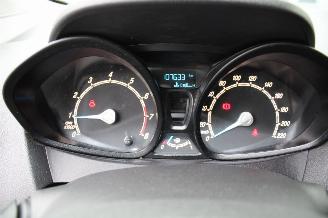 Ford Tourneo Courier 1.0 EcoBoost 75kW Titanium airco cruise achterschade picture 11