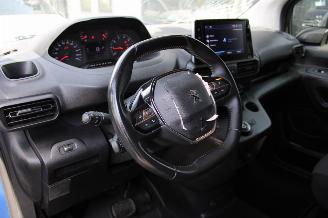 Peugeot Partner 1.5 BlueHDI Premium airco navi cruise automaat luxe picture 11