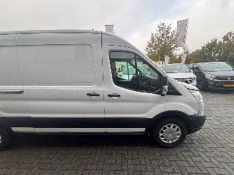 Ford Transit  picture 9