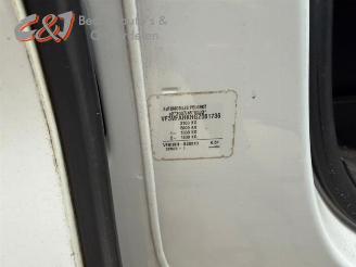 Peugeot Expert Expert (V1/VA/VB/VE/VF/VT/VY), Van, 2016 2.0 Blue HDi 120 16V picture 28