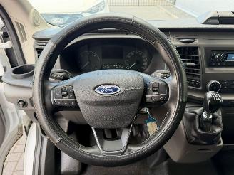 Ford Transit  picture 16