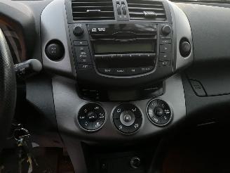 Toyota Rav-4 2.0 4X4 AUTOMAAT picture 6