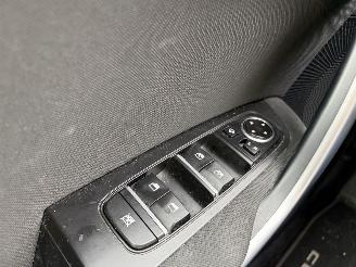 Kia Ceed dynimicline picture 14