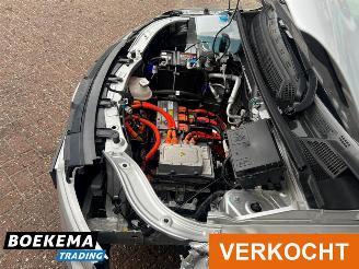 Dacia Spring Comfort Plus (Orange Pack) 27 kWh Leder Clima Navi Cruise picture 9