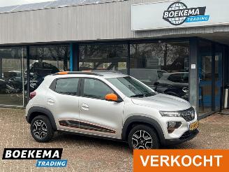 krockskadad bil auto Dacia Spring Comfort Plus (Orange Pack) 27 kWh Leder Clima Navi Cruise 2021/12