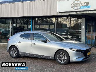 krockskadad bil auto Mazda 3 2.0 e-SkyActiv-X M 186PK Navi Camera Clima Cruise SHZ 2022/4