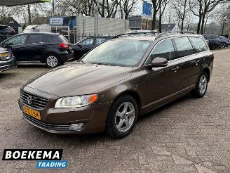 Volvo V-70 1.6 T4 Nordic+ Leer Stoelverw Navigatie Cruise picture 4