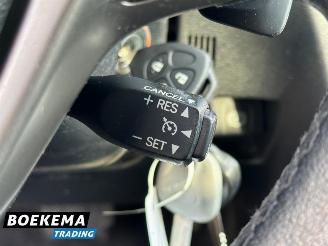Toyota Avensis 2.0 VVTi Dynamic Automaat Navigatie Clima Cruise picture 21