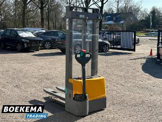 Jungheinrich  EJC M10 Jungheinrich EJC Stapelaar picture 3