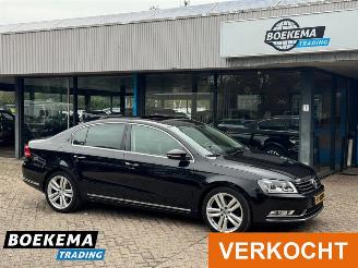 Damaged car Volkswagen Passat 1.4 TSI DSG Highline Leer Navigatie Open-Dak Stoelverw. Keyless 2011/7
