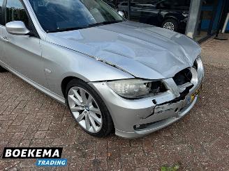BMW 3-serie 320i Aut. Facelift Navi Leder Clima Cruise Business Line Style picture 7