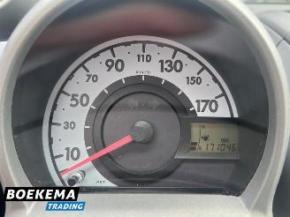 Peugeot 107 1.0-12V XS Airco 5-Deurs picture 19