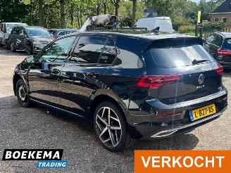 Volkswagen Golf 1.5 eTSI Style HUD DSG Massage Led Navi Stoelverw. picture 3
