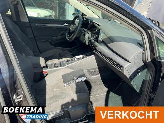 Volkswagen Golf 1.5 eTSI Style HUD DSG Massage Led Navi Stoelverw. picture 18