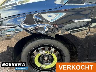 Volkswagen Golf 1.5 eTSI Style HUD DSG Massage Led Navi Stoelverw. picture 8