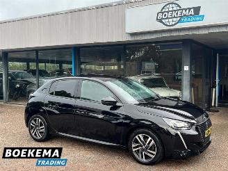 krockskadad bil auto Peugeot 208 1.2 Allure 100pk Led Climate Navi Cruise Camera stoelverw. 2023/6