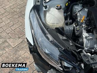 Kia Ceed 1.6 GDI PHEV Aut Led Keyless Virtual Navi Climate Cruise picture 11