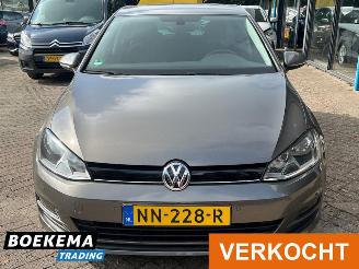 Volkswagen Golf 1.0 TSI Connected Navi Climate Cruise picture 5