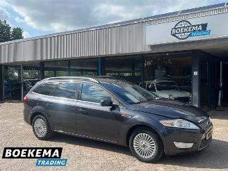 Vaurioauto  passenger cars Ford Mondeo Wagon 2.0 16V Titanium Climate Cruise Trekhaak 2009/2
