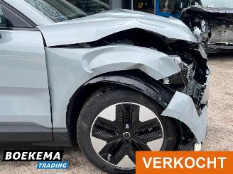 Volvo EX30 Single Motor Extended Range Core 69 kWh Keyless Navi Climate PDC picture 12