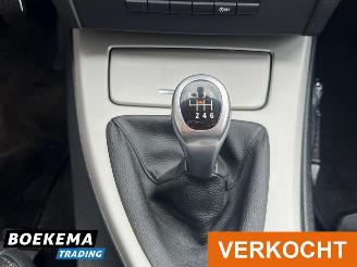 BMW 3-serie 320d Luxury Line Xenon Leer Cruise Navi Stoelverw. picture 26