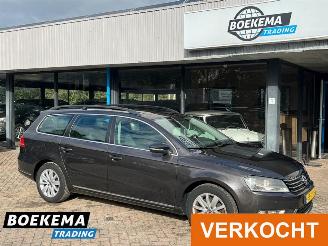 Coche accidentado Volkswagen Passat Variant 1.4 TSI Comfortline Aut Pano Climate Cruise PDC 2011/7