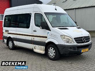 krockskadad bil auto Mercedes Sprinter 311 2.2 CDI 366 Airco 9-Persoons Rolstoellift Automaat 2009/11