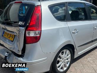 Hyundai I-30 CW 1.6i i-Motion Climate Cruise Trekhaak picture 8